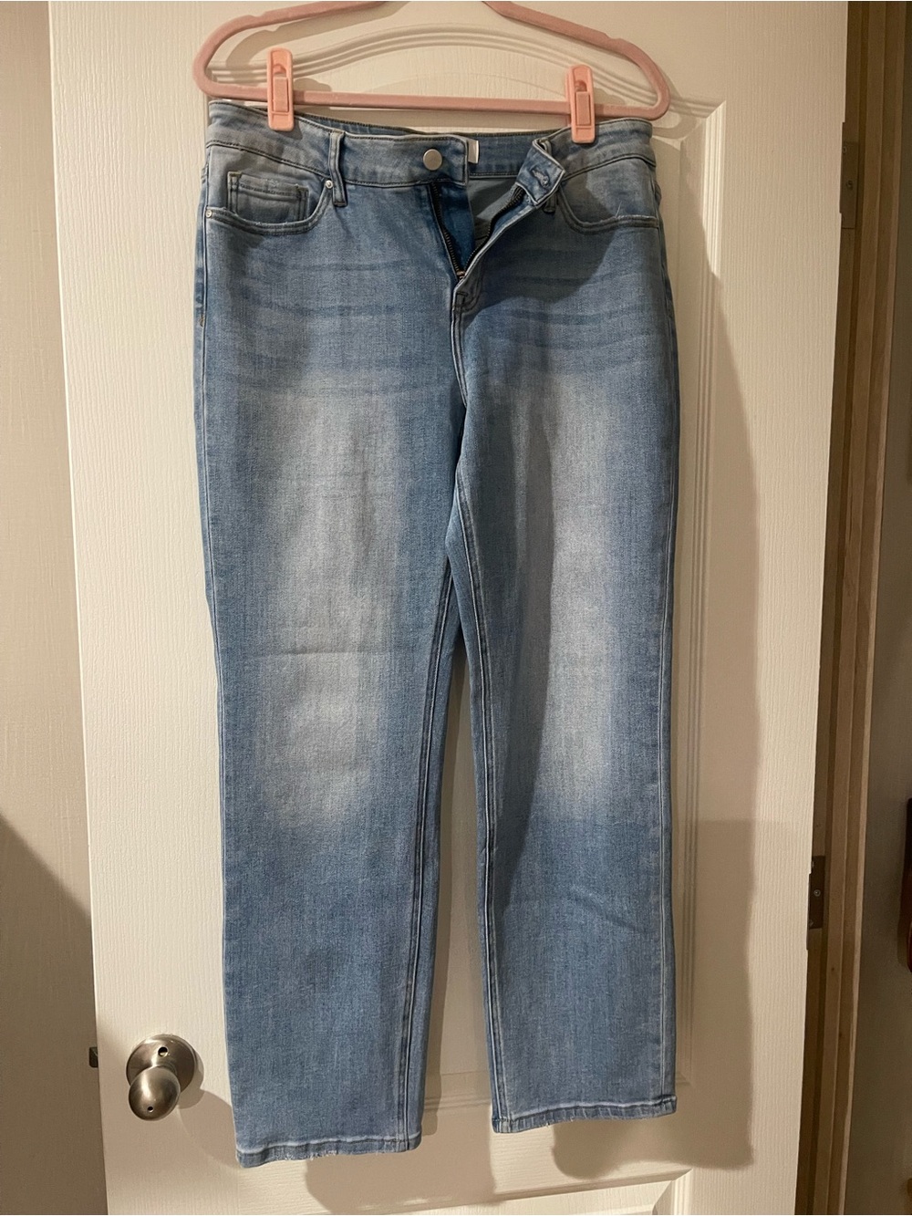 Light Blue Straight-Leg Women’s Jeans